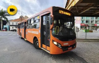 Imagem ilustrativa da imagem Sindicato aprova greve e ônibus param no dia 1º