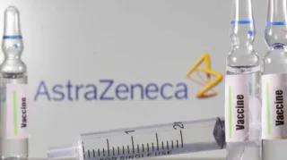 A empresa espera elevar a capacidade de produção do imunizante para mais de 200 milhões de doses por mês até abril. 