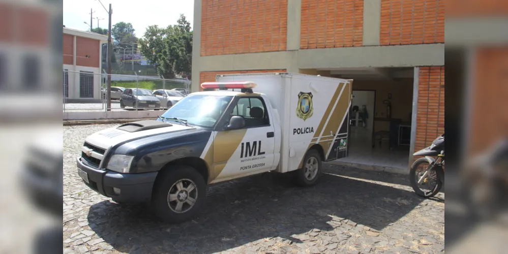 Os corpos das duas vítimas foram levados ao IML de Ponta Grossa