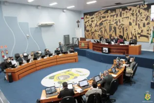 Câmara de vereadores de Ponta Grossa, durante 'Sessão Ordinária'.