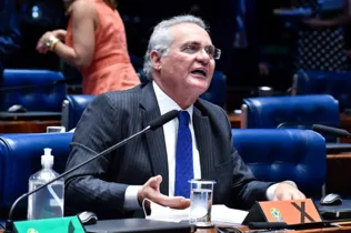 Renan Calheiros deve ser impedido de assumir a relatoria da CPI.