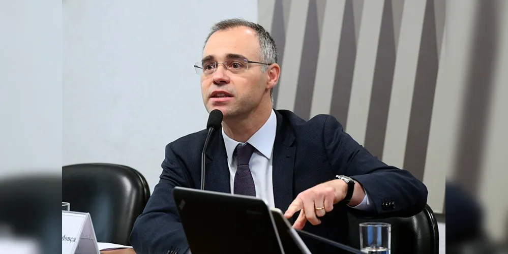 André Mendonça é advogado-geral da União e tem 48 anos.