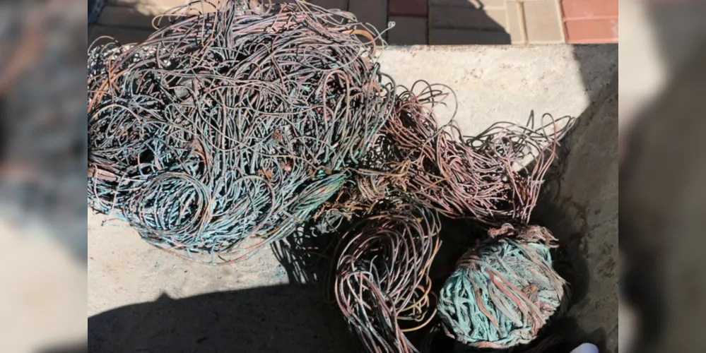 Imagem ilustrativa da imagem Operação localiza 365 kg de metais furtados em Castro