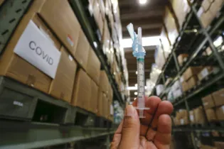 Saúde prepara remessa de 2 milhões de seringas e agulhas para vacinação
