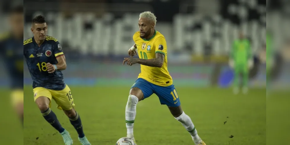 Imagem ilustrativa da imagem Com Neymar, Brasil entra em campo contra Colômbia