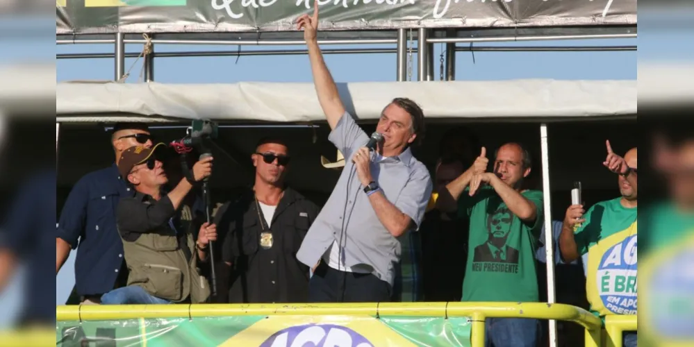 Presidente da República, Jair Messias Bolsonaro (sem partido), em manifestação.