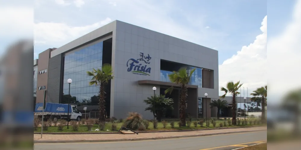 A Frísia Cooperativa Agroindustrial é segunda maior empresa sediada na região dos Campos Gerais, segundo o ranking