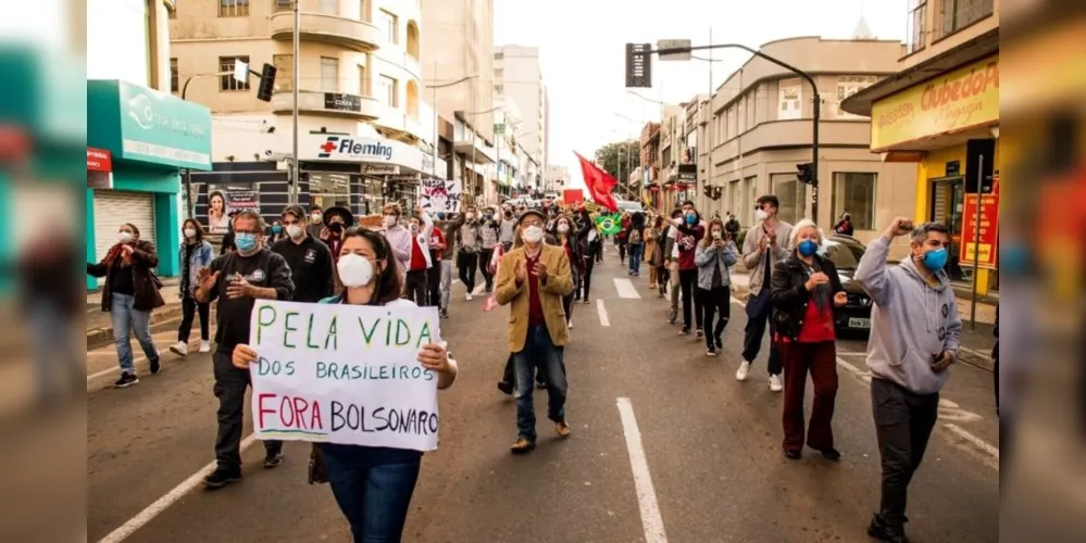 A manifestação regional, que também deve contar com integrantes de Campo Magro, Castro, Curitiba, Palmeira e Telêmaco Borba.