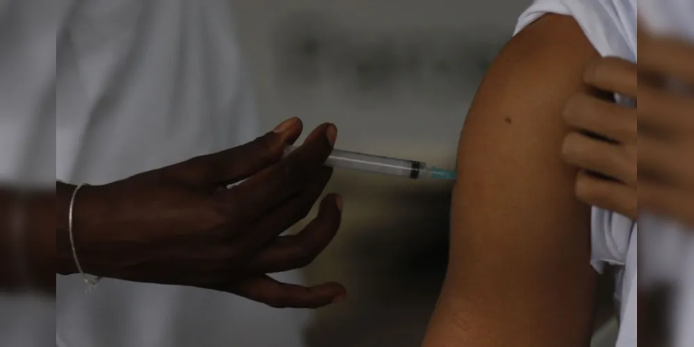 A vacinação é o principal motivo da queda, diz o Ministério da Saúde.