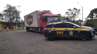 PRF resgatou caminhão e motorista 