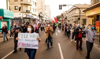A manifestação regional, que também deve contar com integrantes de Campo Magro, Castro, Curitiba, Palmeira e Telêmaco Borba.