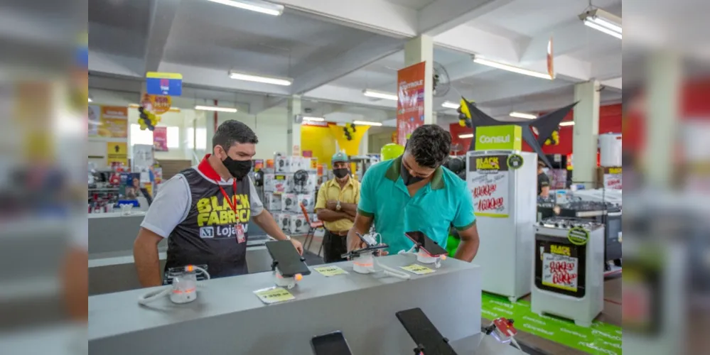 Ação acontece em inúmeras lojas da rede no Estado do Paraná