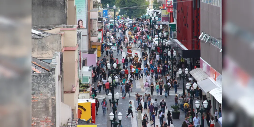 Lojas do comércio de rua poderão abrir os estabelecimentos por mais uma hora nesta semana