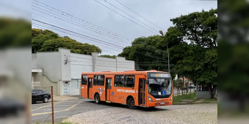 Viação Campos Gerais é a atual responsável pelo transporte público da cidade.