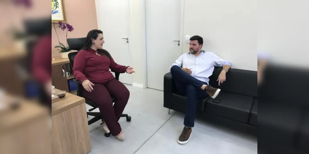 Prefeita Elisangela esteve reunida com o deputado Pedro Lupion para debater o projeto do novo Centro Municipal de Saúde
