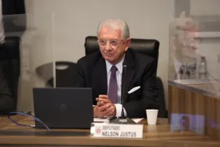 Deputado estadual Nelson Justus (DEM) já assumiu a cadeira da CCJ de 2011 a 2018.