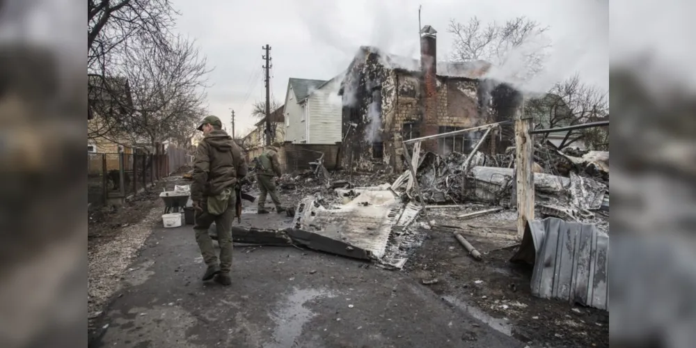 Ucrânia diz que encontrou 410 corpos perto de Kiev