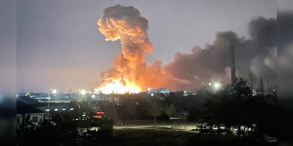 Imagem ilustrativa da imagem Não há danos em reatores de usina nuclear ucraniana atacada