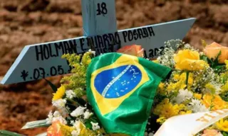 O Brasil registrou 1.174 mortes por covid, nesta terça-feira (8). É o maior valor em 24h desde 10 de agosto de 2021, quando foram registrados 1.183 óbitos.