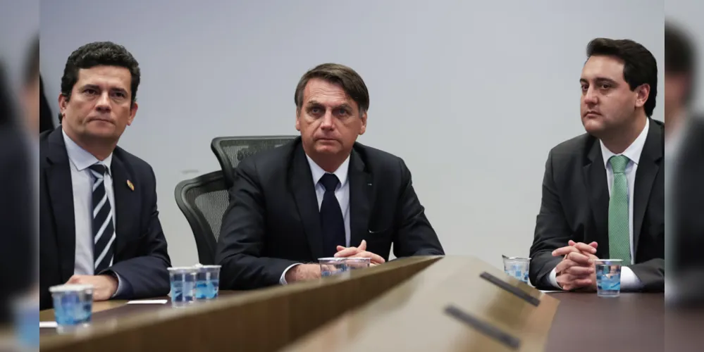 Ratinho Jr. cita alinhamento com Bolsonaro, defende Moro e apoia críticas às urnas eletrônicas