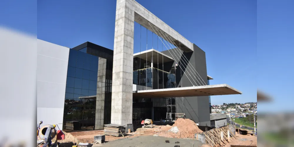 Fotos de abril mostram os avanços das obras no novo prédio