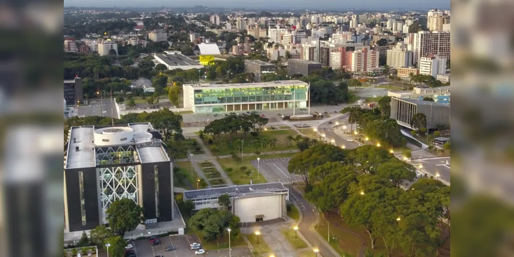 Lei pode causar rombo bilionário nas contas do Paraná