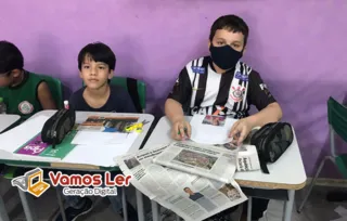 Em sala, alunos puderam organizar seus próprios jornais