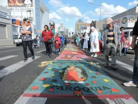 Imagem ilustrativa da imagem Corpus Christi leva mais de 50 mil fiéis para as ruas de PG