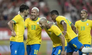 Brasil abriu o placar com Richarlison e os coreanos empataram. Depois disso, os brasileiros deslancharam