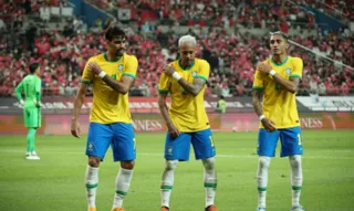 A Uefa adotou uma decisão semelhante no ano passado, permitindo que as equipes levassem três jogadores extras para a Eurocopa por conta da pandemia.