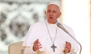 Papa disse que está a caminho de visitar o Canadá este mês e espera poder ir a Moscou e Kiev o mais rápido possível.