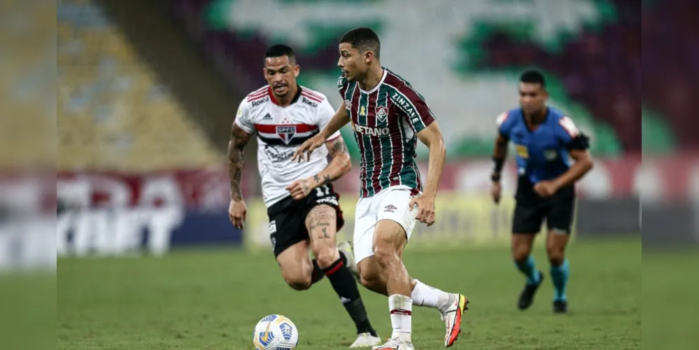 São Paulo e Fluminense se enfrentam a partir das 16 horas, pela 17ª rodada da competição nacional