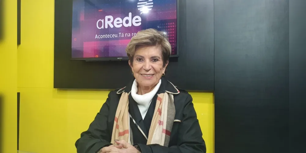 Prefeita de Ponta Grossa, Elizabeth Schmidt (PSD), nos estúdios do Portal aRede