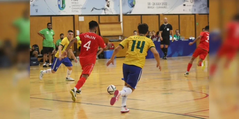 Ponta-grossense Dudu, formado no futsal da cidade, foi destaque na goleada de 9 a 0 contra Omã