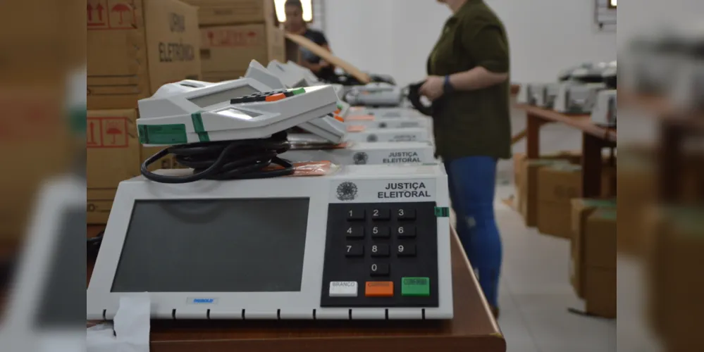 As urnas eletrônicas, que serão utilizadas em Ponta Grossa, serão lacradas neste fim de semana