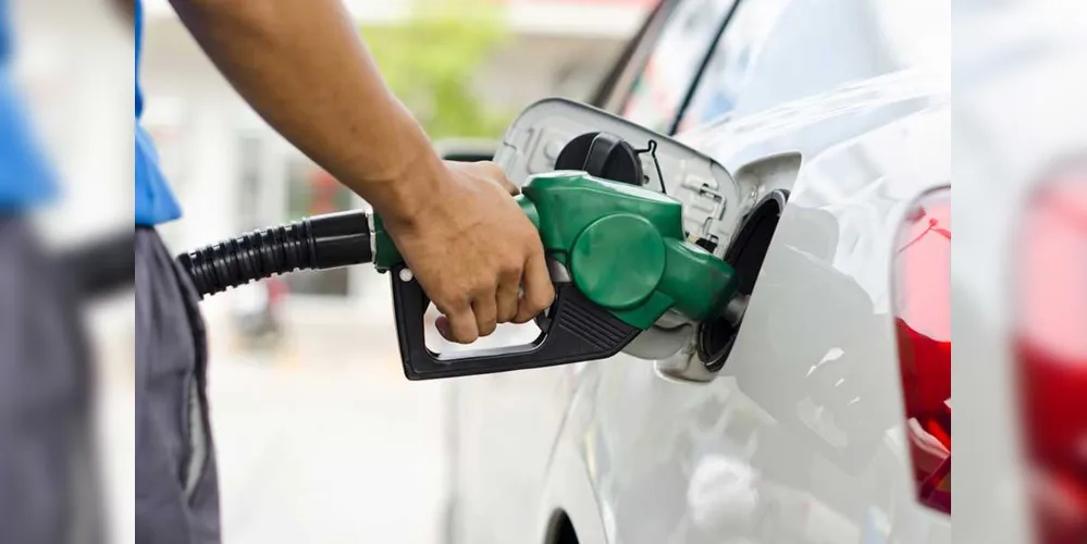 Valor passará de R$ 3,53 para R$ 3,28 por litro, uma redução de R$ 0,25 por litro, a partir desta sexta-feira