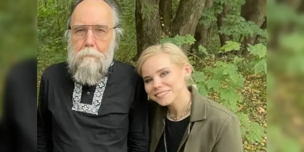 Darya Dugina, filha do ultranacionalista russo Alexander Dugin, morreu neste sábado