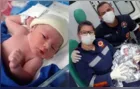 Bebê nasce dentro de ambulância em Curitiba