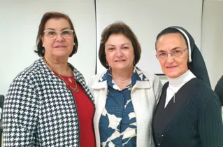 Ceres Gehlen, Simone Neves e Irmã Edites, lideranças da Educação de Ponta Grossa