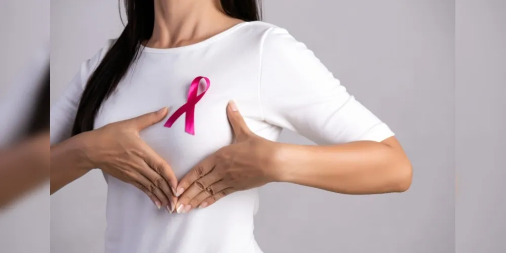 O Outubro Rosa é celebrado anualmente com o objetivo de compartilhar informações e promover a conscientização sobre o câncer de mama