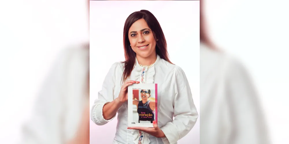 Karine Jabur e a Editora Estúdio Texto lançam o livro “Teu coração é teu céu”
