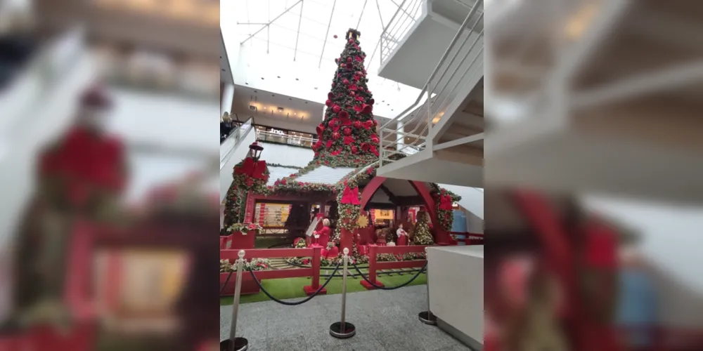 Shopping Palladium está todo enfeitado com decorações natalinas