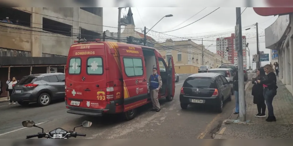 Equipe do Corpo de Bombeiros (Siate) prestou atendimento no local