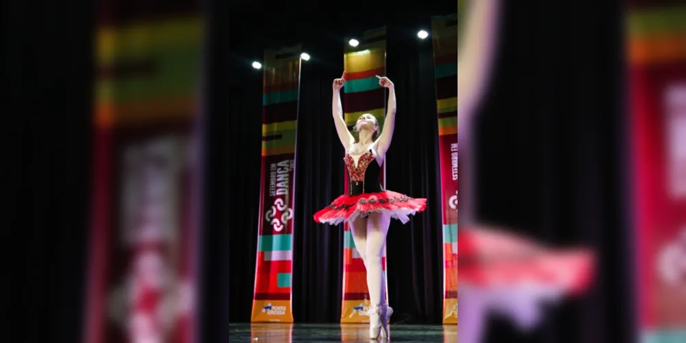 490 bailarinos e bailarinas participaram recentemente do festival 'Setembro em Dança'.