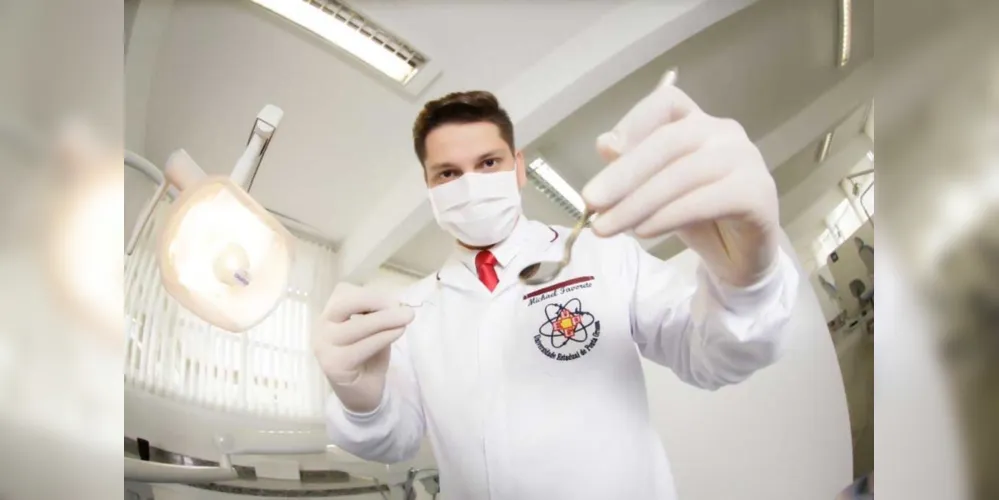 Os tratamentos serão realizados sem custos para os pacientes, a partir de uma pesquisa desenvolvida no âmbito do Programa de Pós-Graduação em Odontologia.