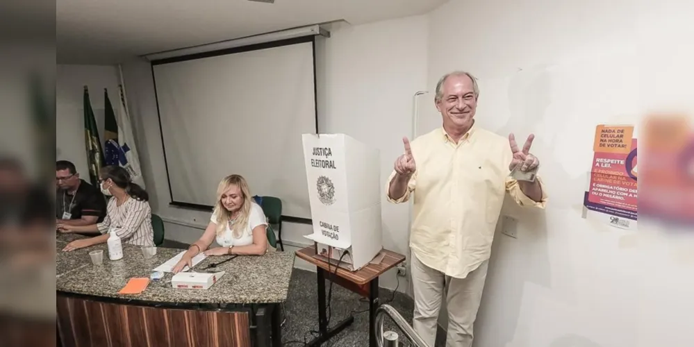 Ao avaliar sua campanha, Ciro Gomes disse que “travou um bom combate” e criticou a polarização entre os candidatos Jair Bolsonaro (PL) e Lula (PT)