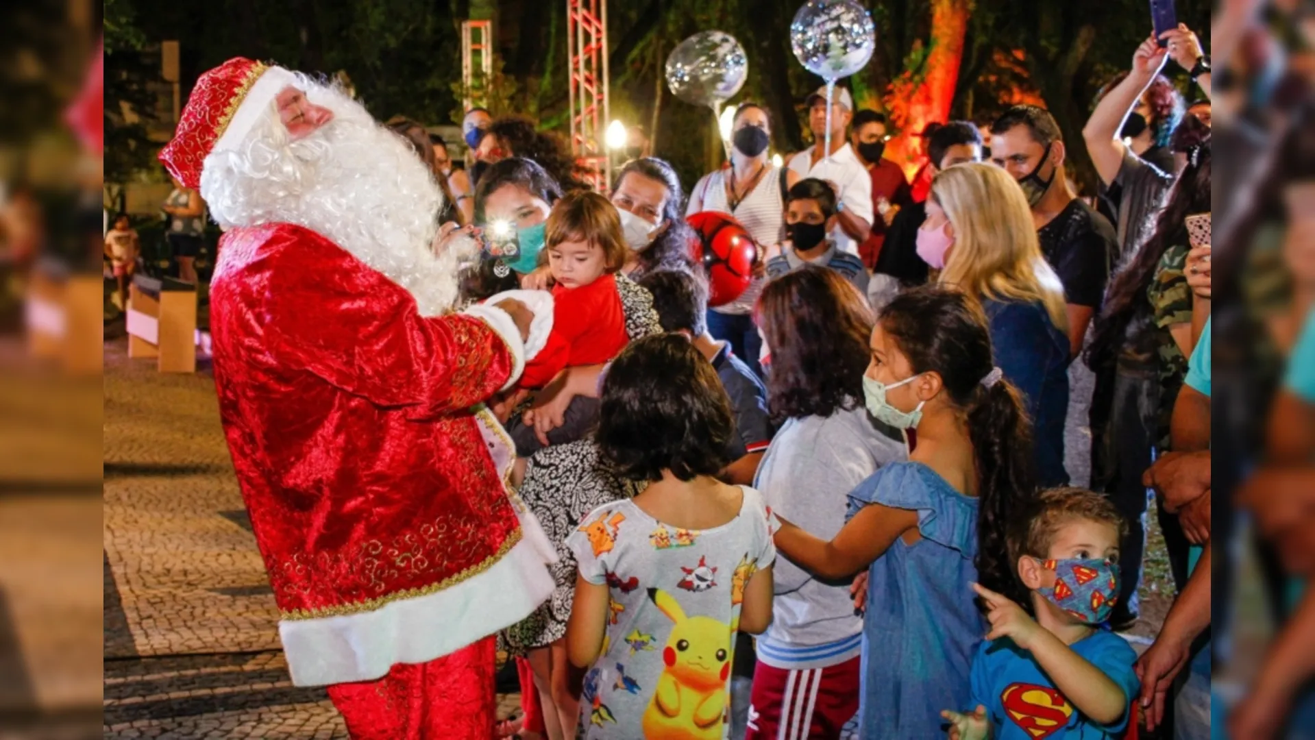Prefeitura promove apresentações natalinas em praças da cidade | aRede