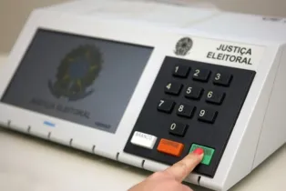 O horário de votação nas Eleições 2022 foi unificado e, no segundo turno, valem as mesmas regras: é de 8h às 17h do horário de Brasília