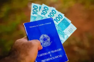 Confira quem tem direito e como funciona o cálculo do pagamento no Brasil; primeira parcela deve ser paga até dia 30