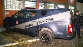 Agentes localizaram o suspeito em um bar na região do Distrito de Guaragi, em Ponta Grossa